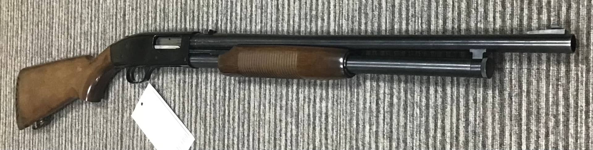 Mossberg 12 gauge 500 thumbnail 3