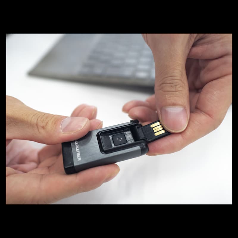 Ledlenser K4R Rechargeable Keyring Torch - Grey - Image 5