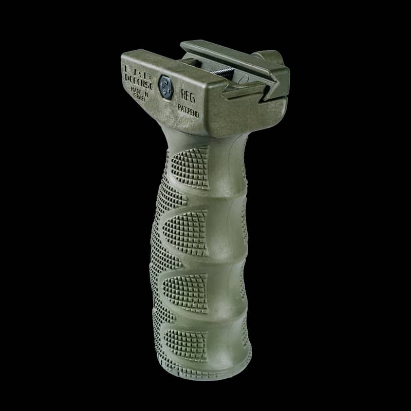 FAB Defense AR15 Rubberised Ergonomic Foregrip Green - Image 1